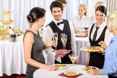 不懂禮儀，如何做好酒店餐飲服務