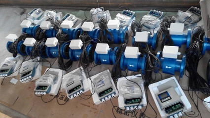 自來水行業中電磁流量計轉換器的選型指南